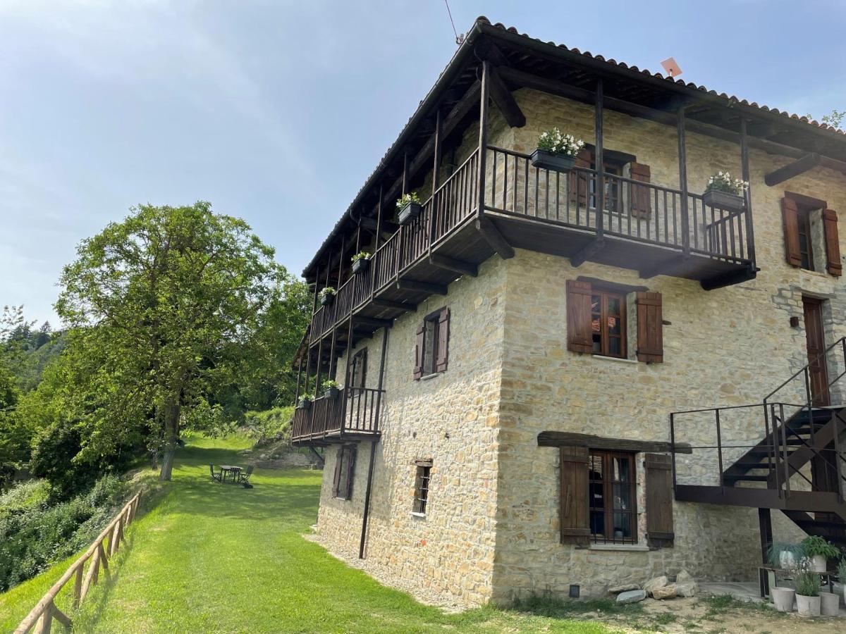Cascina Manzoni Appartamenti Bossolasco Eksteriør billede