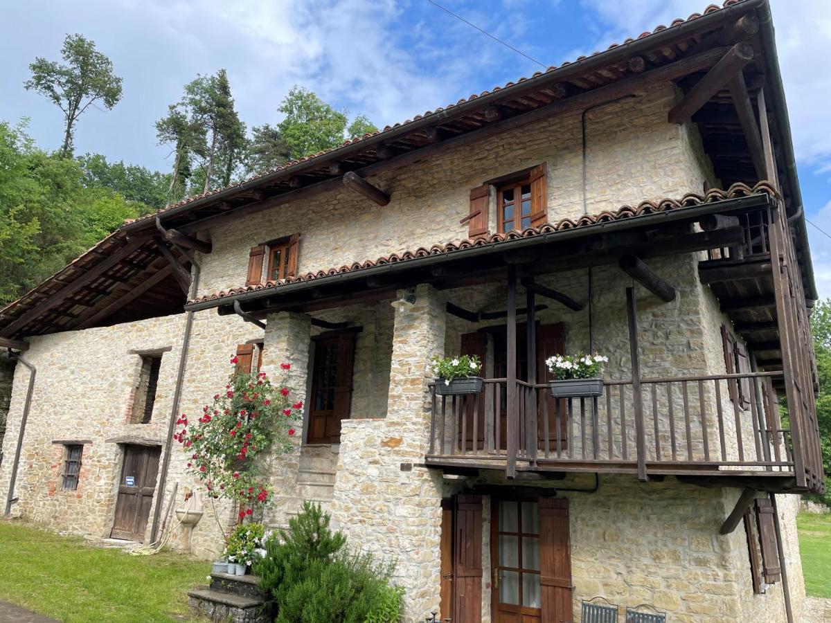 Cascina Manzoni Appartamenti Bossolasco Eksteriør billede